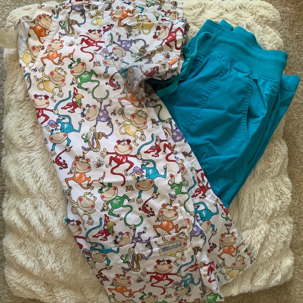 Playful Monkey Scrub Set Size XS